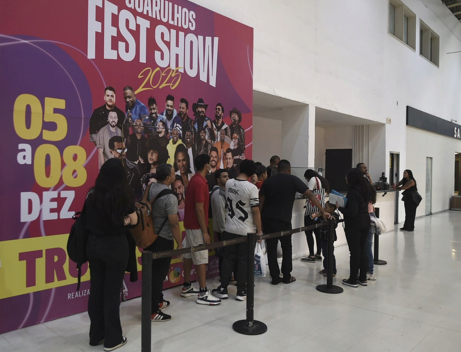 Shoppings de guarulhos arrecadam alimentos para festa de aniversário da cidade