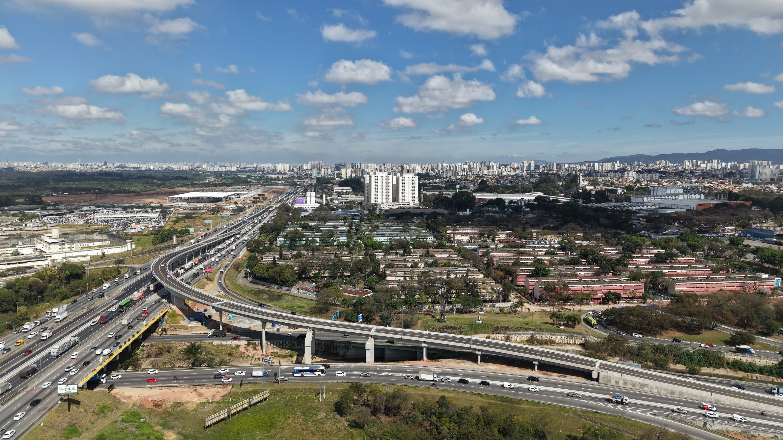 Viaduto da dutra para aeroporto de guarulhos terá sinalização alterada
